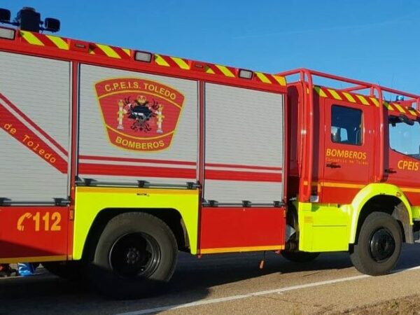 Trasladan al hospital a una mujer de 75 años afectada por un incendio en Cedillo del Condado