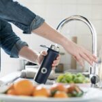 agua grifo concina fruta comida botella envase sostenible