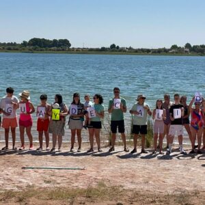 Vuelven a pedir "agua y de calidad" en Villafranca tras un abrazo colectivo a sus lagunas