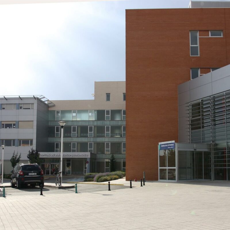 Un trabajador de 27 años resulta herido tras ser atropellado por un tractor en Miguel Esteban