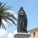 Talavera_de_la_Reina_-_Monumento_a_Juan_de_Mariana_1