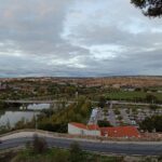 aparcamiento azarquiel río tajo