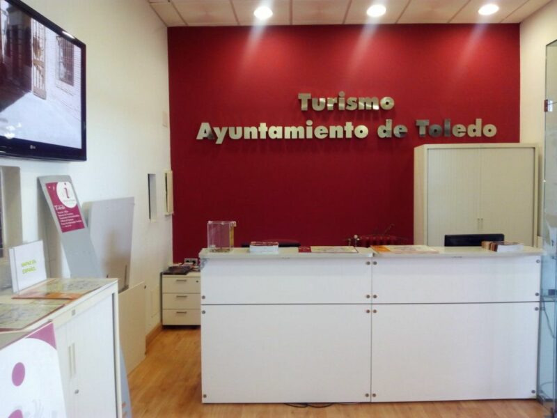 IU Toledo denuncia que el Ayuntamiento "utiliza" personal de Diputación en el área de turismo con un convenio "caducado"