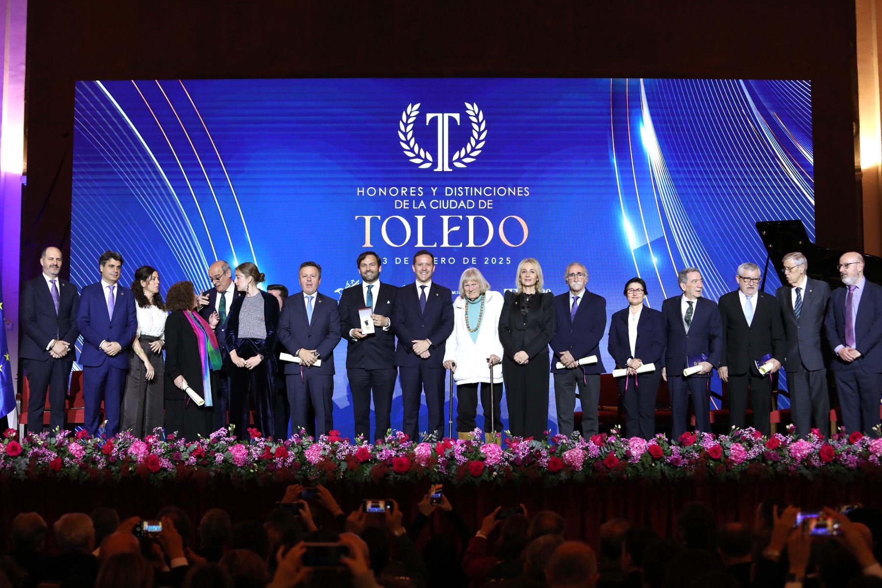 Toledo entrega sus reconocimientos a quienes dejan "huella" y tratan de "transformar" la ciudad