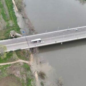 El caudal del río Tajo sigue creciendo en Toledo y Talavera, donde la situación es "complicada"