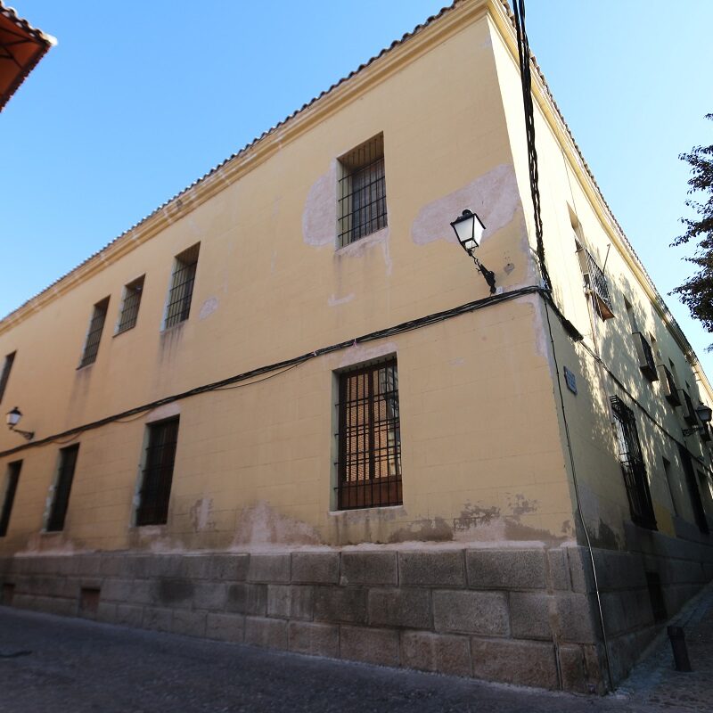 Toledo Emerge cambia de rumbo: San Juan de Dios será centro de día y residencia y la antigua sede de RNE se destinará a viviendas