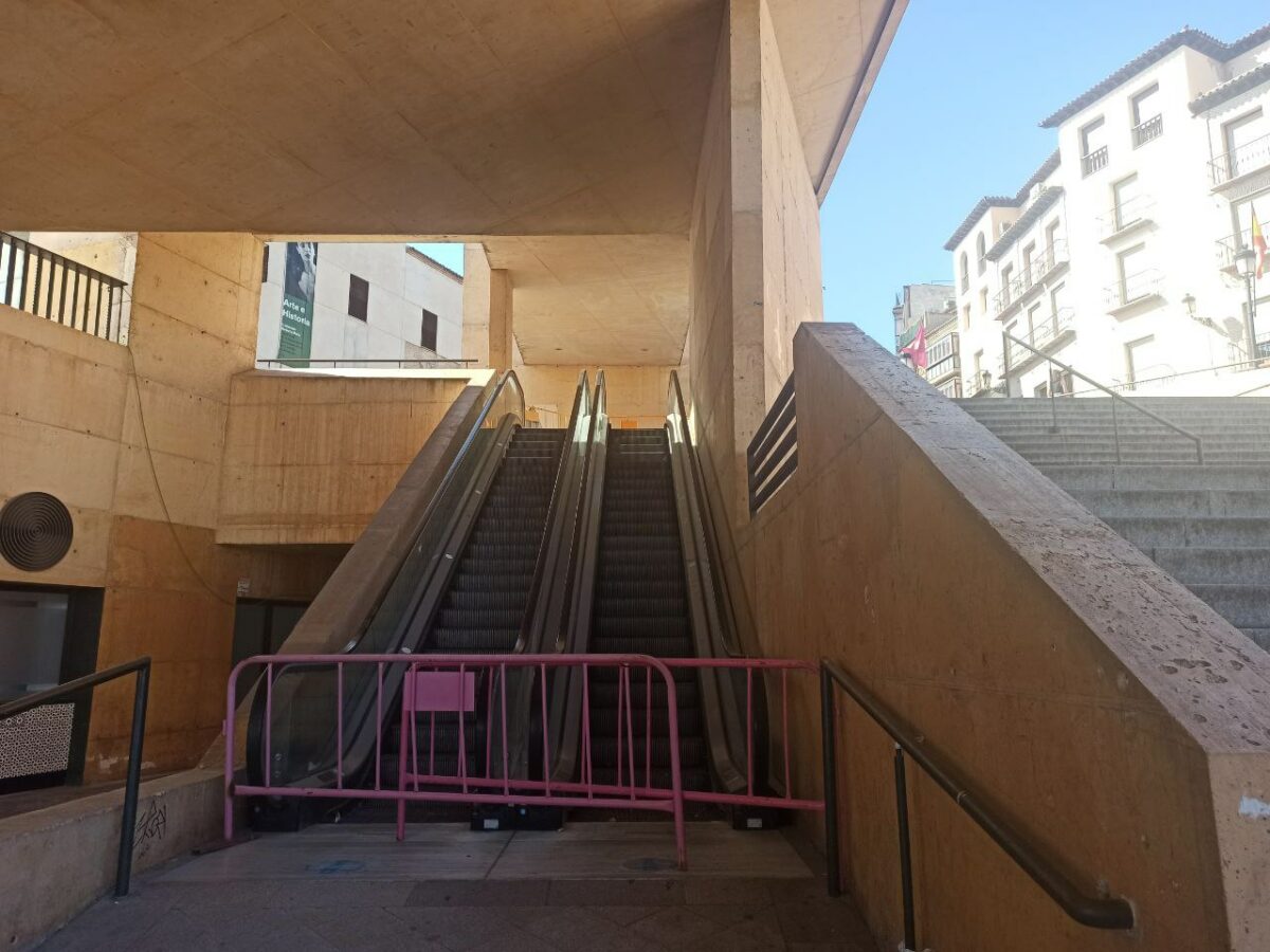 El tramo final del remonte del Miradero tiene que renovarse: la DANA de 2023 lo inutilizó y lo pagará el Ayuntamiento