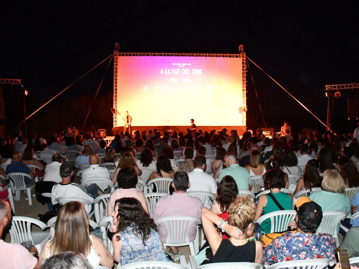 Cazalegas y Consuegra disfrutarán de proyecciones o encuentros con actores en una nueva edición de 'A la luz del cine'