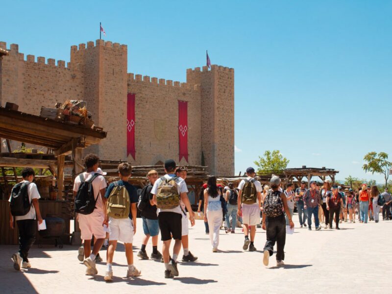 Puy du Fou insiste en que Toledo habilite una línea de autobús urbano que llegue al parque temático