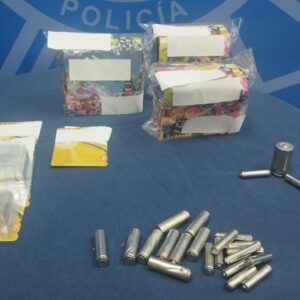 La Policía Nacional desmantela una fábrica clandestina de pilas falsas en Toledo