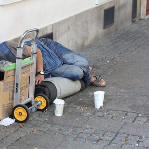 Y si hay tantos pobres, ¿por qué yo no los veo?