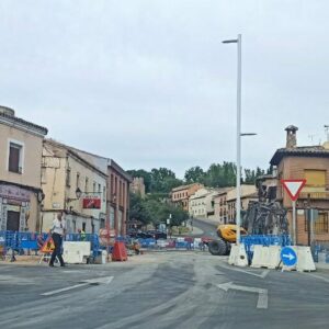 Se alargan las obras en la calle Carrera de Toledo y el corte de tráfico se extiende hasta el sábado 26