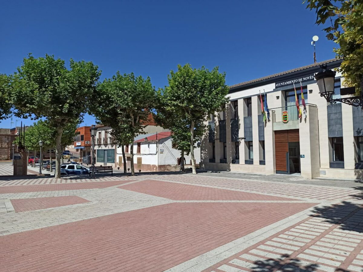 Dos mujeres, de 23 y 54 años, fallecen en una colisión entre dos turismos en Novés