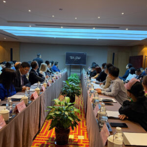 Una reunión empresarial en China del alcalde y el presidente de Fedeto coincide con el anuncio de aranceles a la carne de cerdo