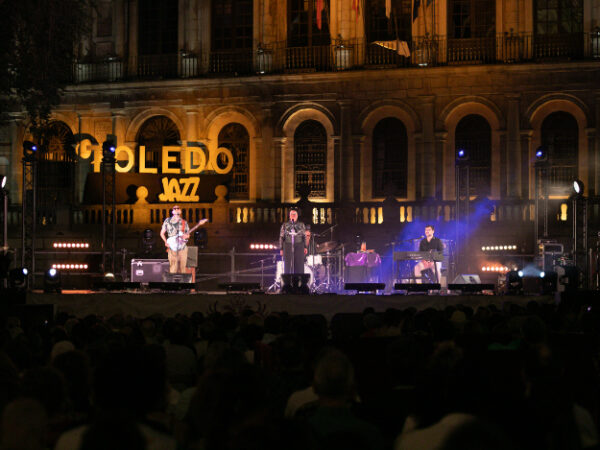 Toledo aprueba medidas acústicas para eventos municipales en el Casco "para garantizar el descanso vecinal"