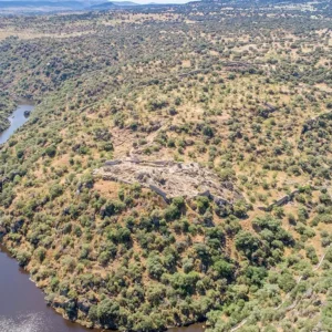 Ciudad de Vascos, el inalterado y enigmático yacimiento islámico que cumple medio siglo de excavaciones 
