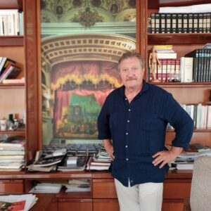 Paco Plaza, director del Rojas: "La labor de los teatros públicos es transmitir un legado cultural a las nuevas generaciones"