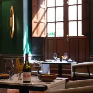 Experiencia única en el Hotel Eugenia de Montijo para tus encuentros en Navidad