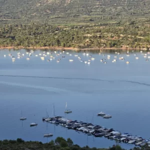 El escritor de género histórico, Juan Eslava Galán, recibe el premio ‘Toledo Luz de Europa’