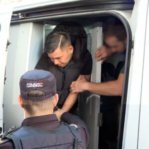 Acepta cinco años de cárcel tras reconocer que intentó matar a su expareja delante de sus hijas en Miguel Esteban