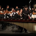 La Orquesta Sinfónica de Costa Rica inicia su gira por España con un concierto lleno de talento en el Teatro de Rojas Denis Arce tocando Marimba