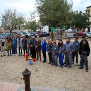 Jóvenes del Programa de Capacitación Juvenil dan nueva vida a la plaza de San Cristóbal