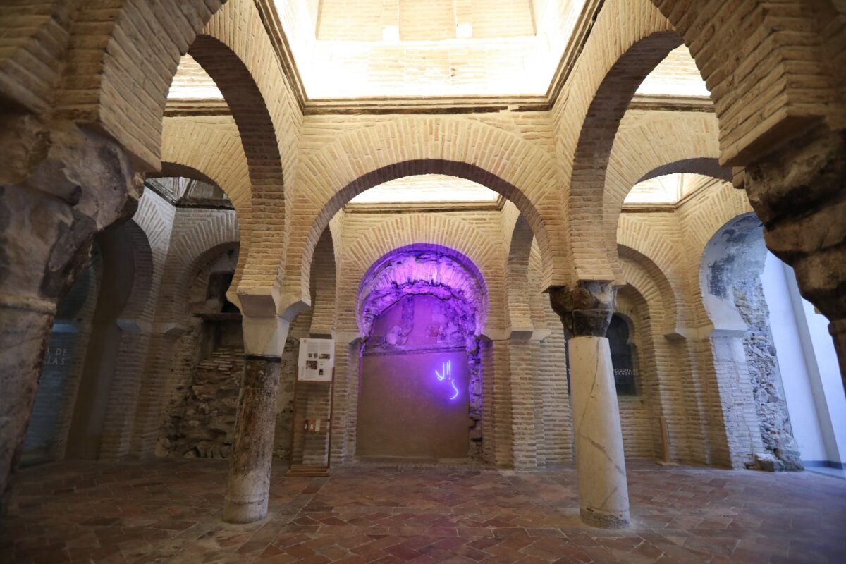 Tres lugares de culto que visitar en Toledo sin pisar suelo sagrado