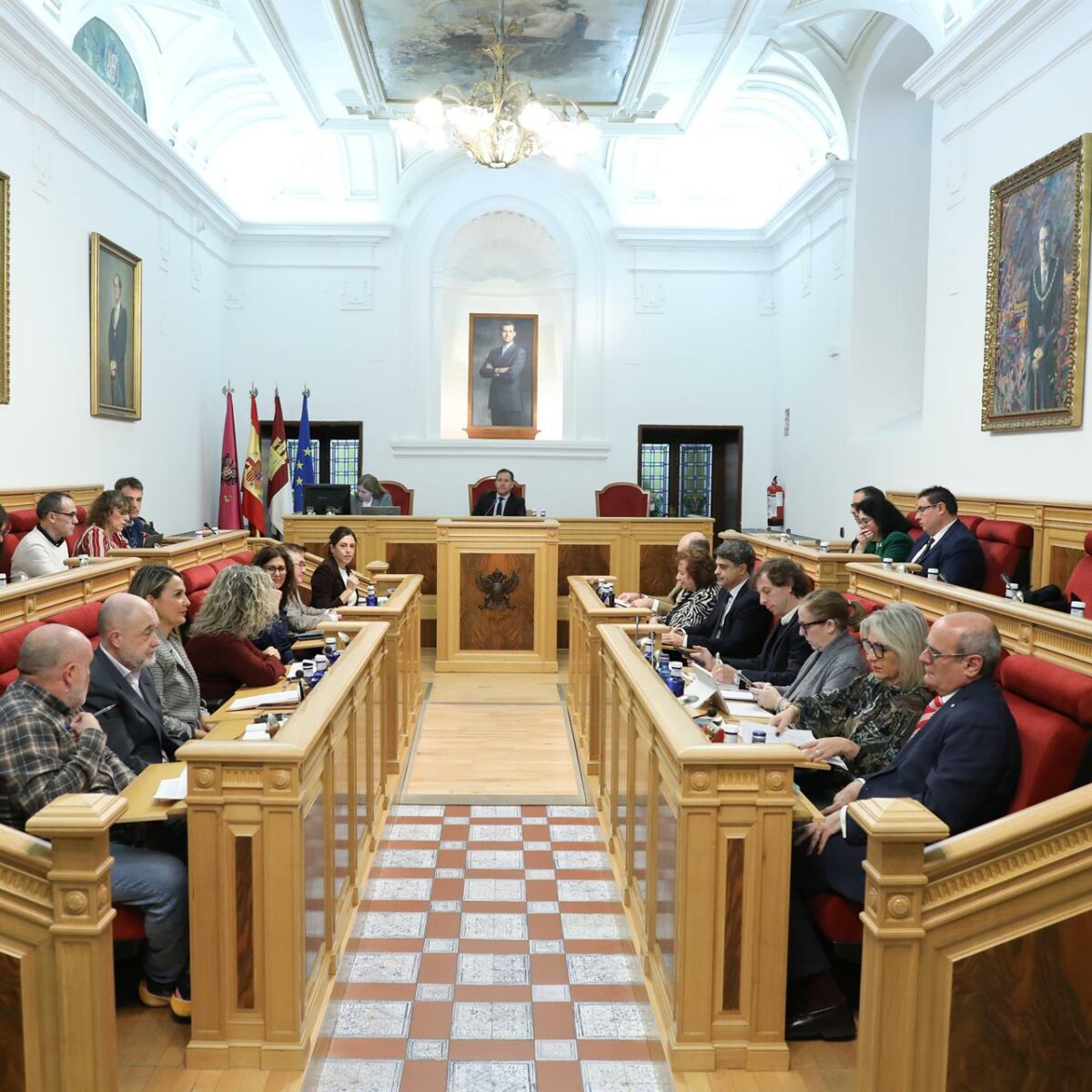 La Casa del Diamantista, el Paseo Alberto Sánchez, la regularización de migrantes o la siniestralidad laboral, a debate en el Pleno