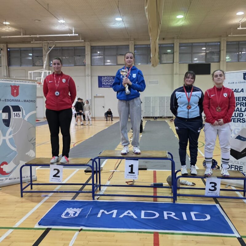 La toledana Lucía Jimeno, campeona nacional junior de sable y clasificada para el Europeo y el Mundial