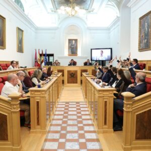 PP y Vox sacan adelante el tercer presupuesto de la legislatura en Toledo sin el apoyo de la oposición