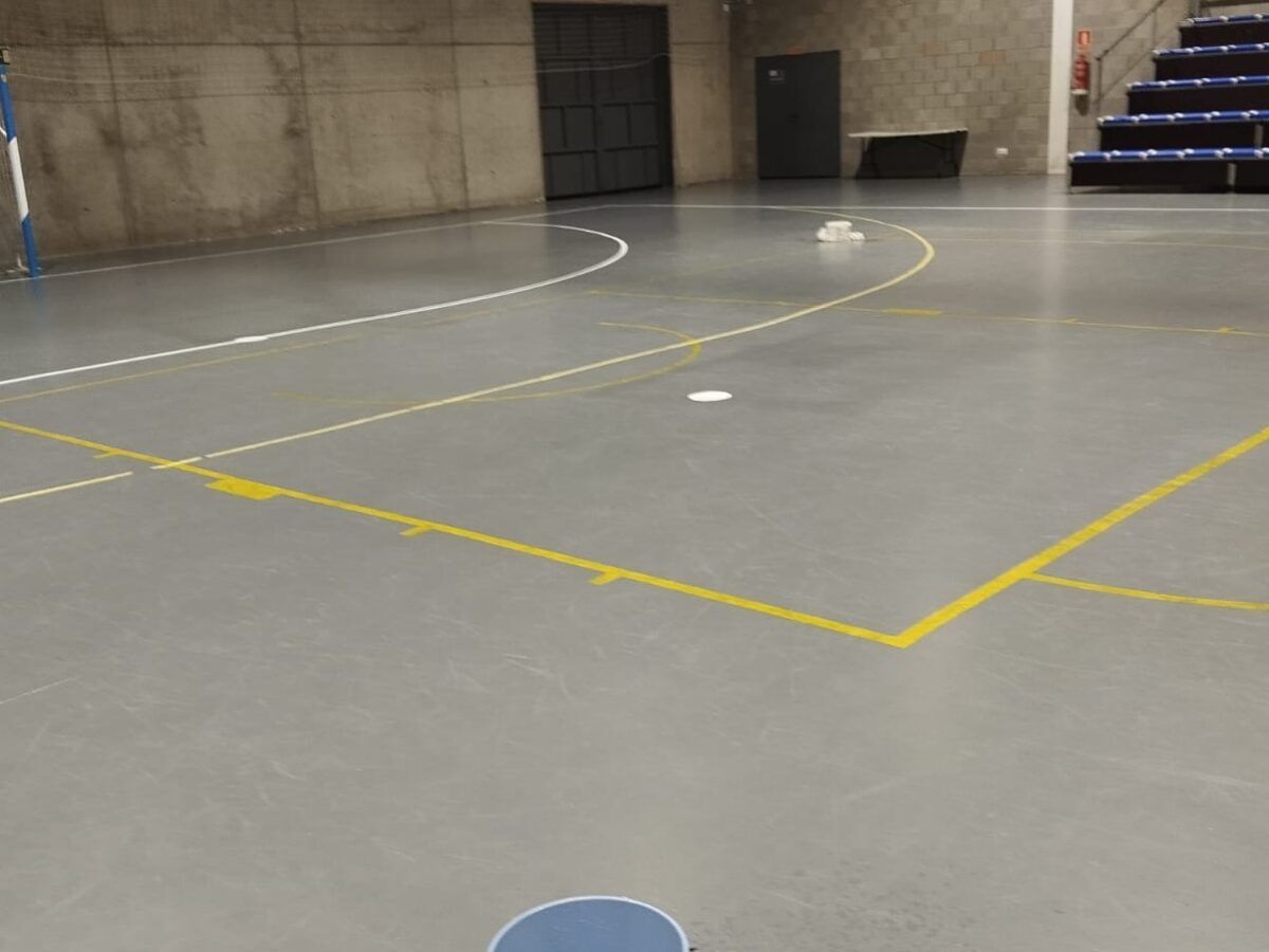 El Ayuntamiento trabaja sobre las goteras de los pabellones toledanos de La Legua y Javier Lozano