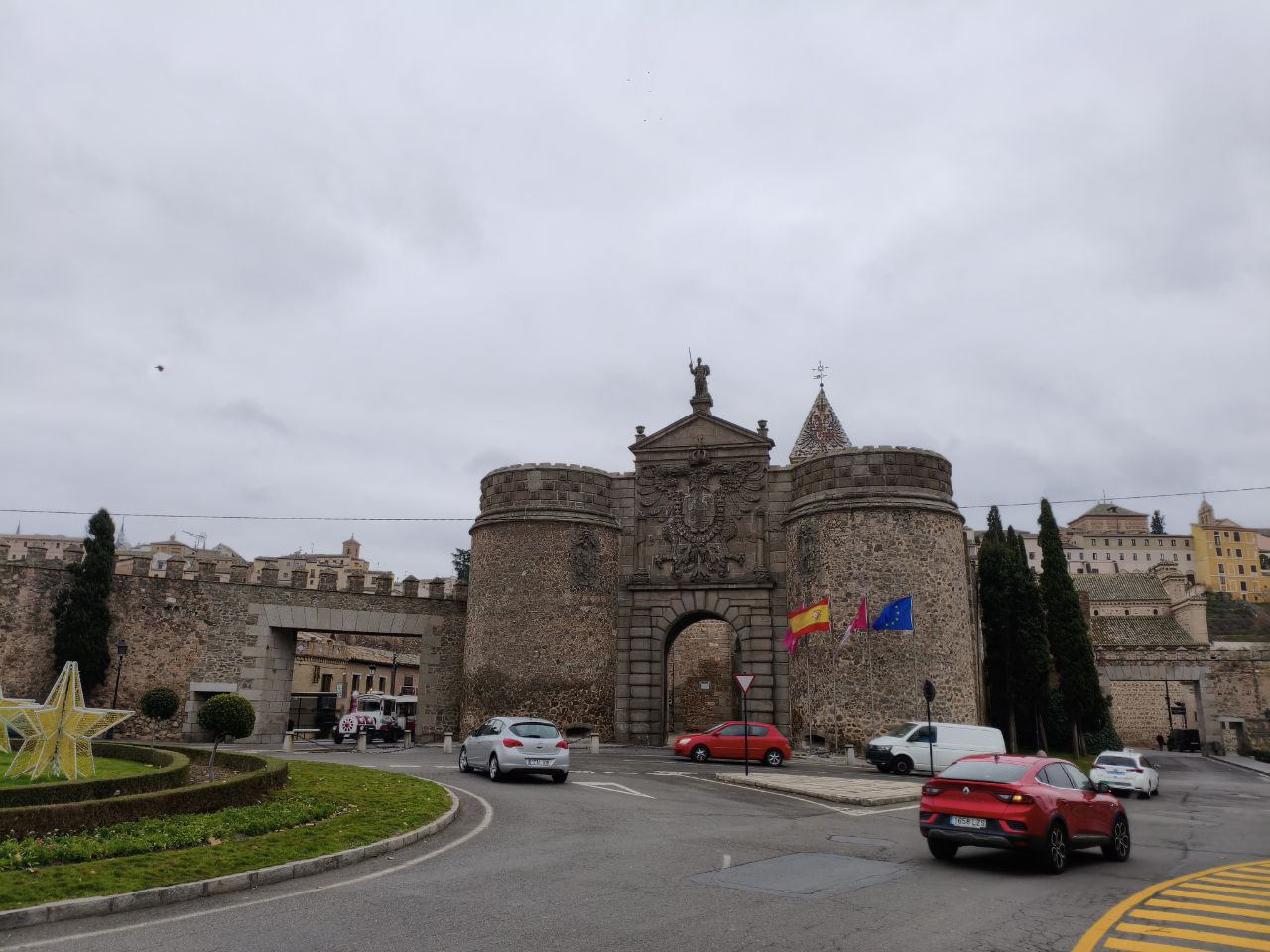 Refuerzo de autobuses, cortes de tráfico y aparcamientos habilitados esta Semana Santa en Toledo