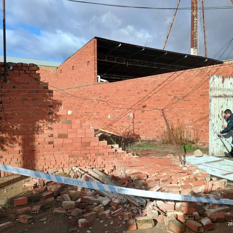 Estos son los derechos laborales para reducir o modificar la jornada ante una alerta meteorológica naranja o roja