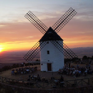 Modernización, infraestructuras y servicios públicos: el plan para hacer de Los Yébenes "un pueblo dinámico" y "en expansión"