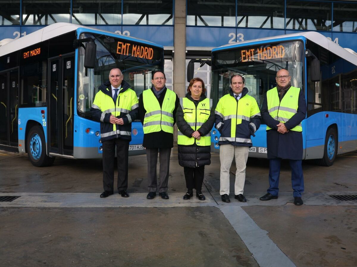 La Diputación compra por 30.000 euros dos autobuses usados de la EMT de Madrid para convertirlos en oficinas turísticas móviles