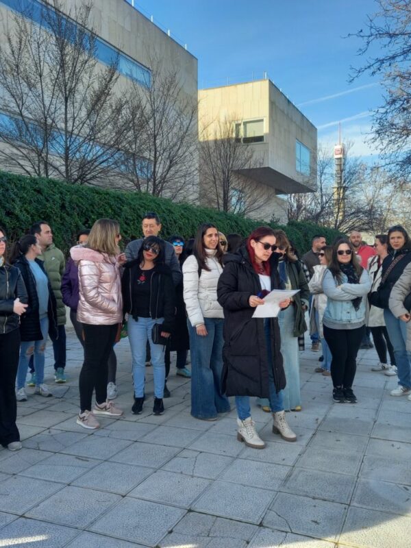 Arrecia la protesta de padres y madres de un centro educativo de Olías del Rey que reclaman mejor gestión de la "diversidad" en las aulas