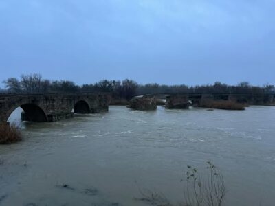Aviso rojo por posible desbordamiento del río Tajo en su confluencia con el Alberche en Talavera de la Reina
