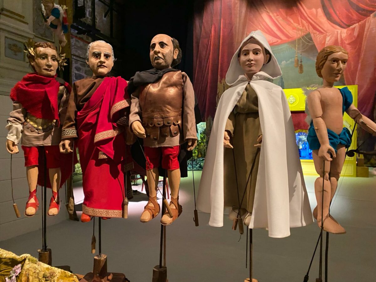 Casi 5.000 personas han pasado por la exposición 'Actores sin alma' del Teatro de Rojas de Toledo