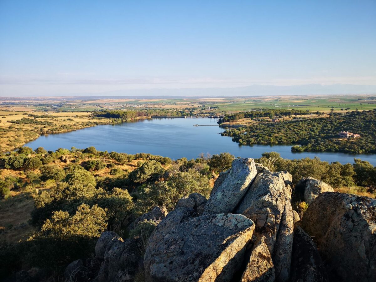 Es-Alert en Alcolea de Tajo, Azután, El Bercial y El Puente del Arzobispo por un desembalse extraordinario de la presa de Azután