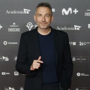 CMMedia busca personas solteras para un nuevo programa de citas presentado por Frank Blanco