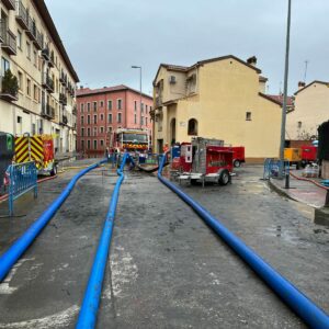 Talavera amplía la gratuidad de la zona azul hasta el sábado y los bomberos continúan achicando agua "a gran velocidad"