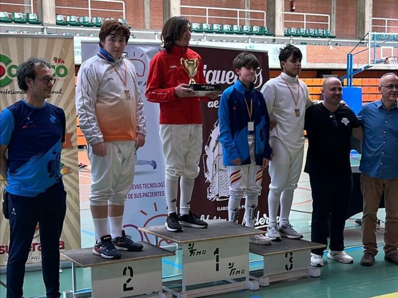 La esgrima toledana cosecha podios y medallas en el Campeonato de Castilla-La Mancha de Menores