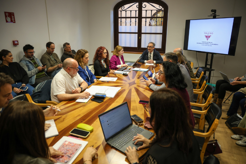 IU afea al concejal de Urbanismo "negar un desarrollo" en el Aserradero y este sostiene que se refería a otro proyecto