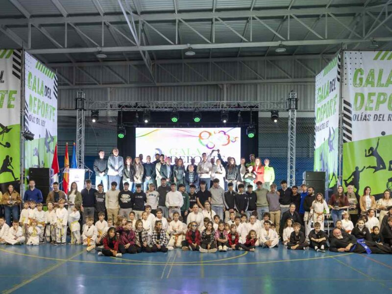 Olías del Rey reconoce el esfuerzo y logros de sus deportistas en la Gala del Deporte