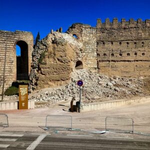 La Junta actuará en la torre caída del castillo de Escalona y en otra del interior que tiene "una fisura importante"