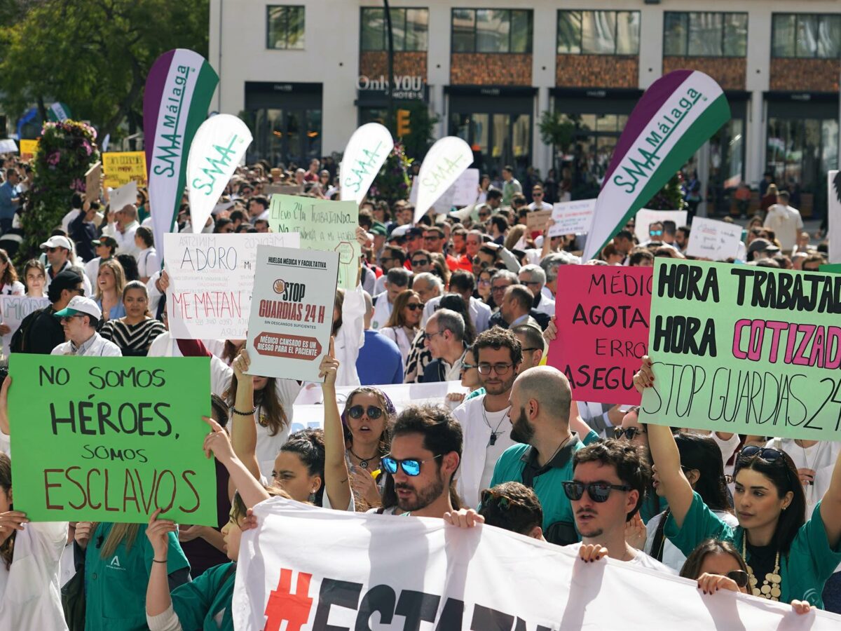 Los médicos de toda España comienzan su segunda semana de huelga para reclamar un Estatuto Marco propio