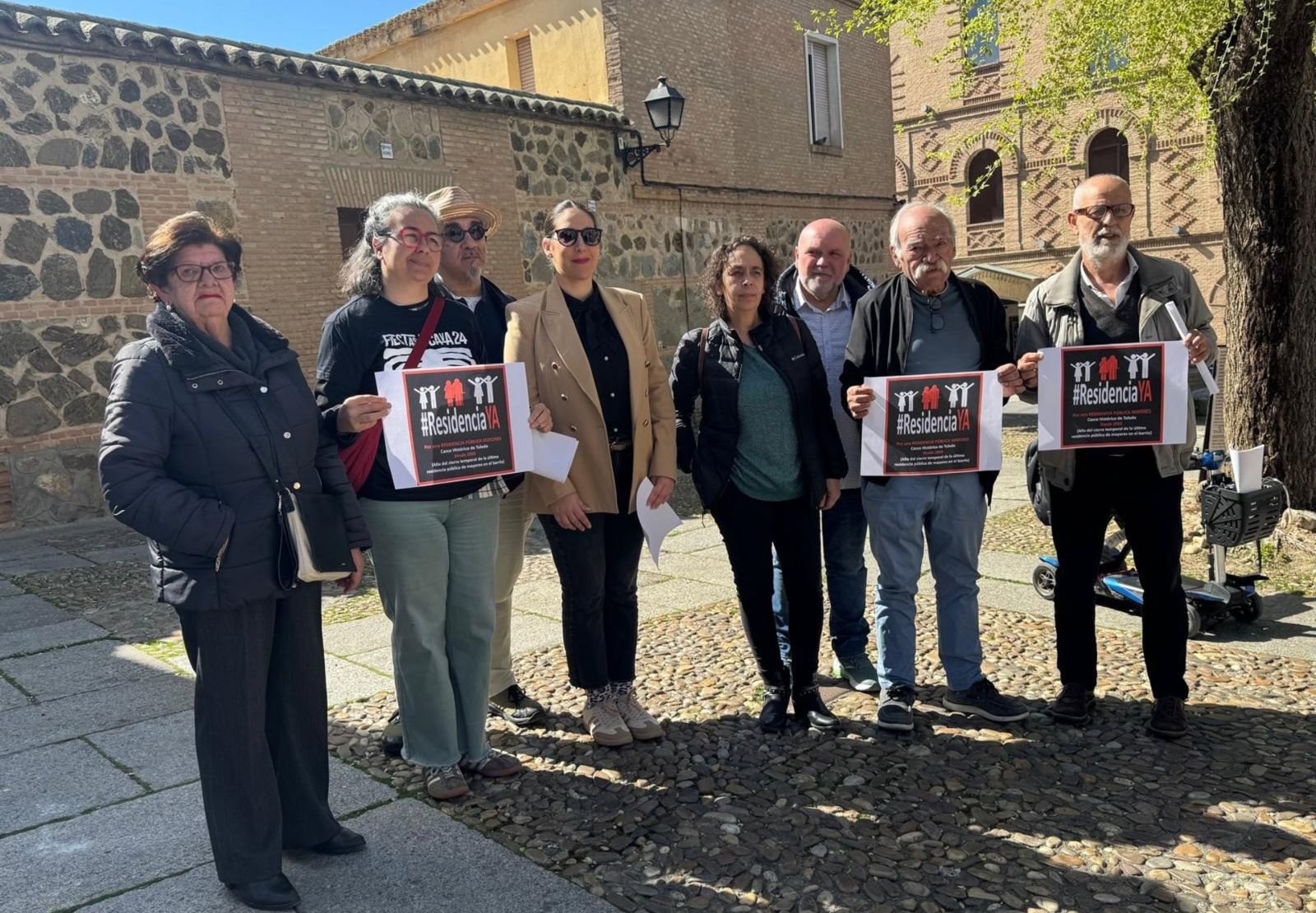 'Hospitalito Ya' se renombra y exige una residencia pública en el edificio de San Juan de Dios en Toledo