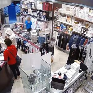 Detienen a un varón tras atracar un comercio en Fuensalida con un cuchillo y agredir a la dependienta con un spray