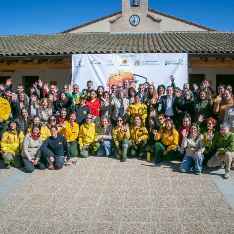 Mujeres forjando el futuro del fuego: Gloria y Geles impulsan en Toledo un encuentro pionero de bomberas forestales