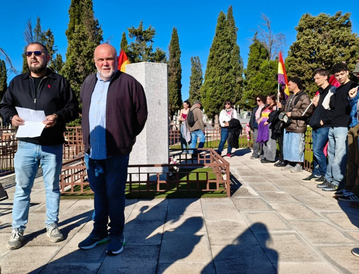 IU y PCE reivindican la memoria de José Ballester y a las víctimas del franquismo en el 95 aniversario de la Segunda República